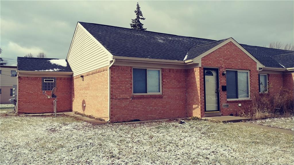 3300 Gloria St - Photo 1