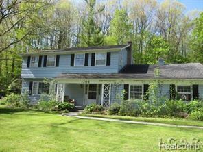 1706 Southgate Crt - Photo 1