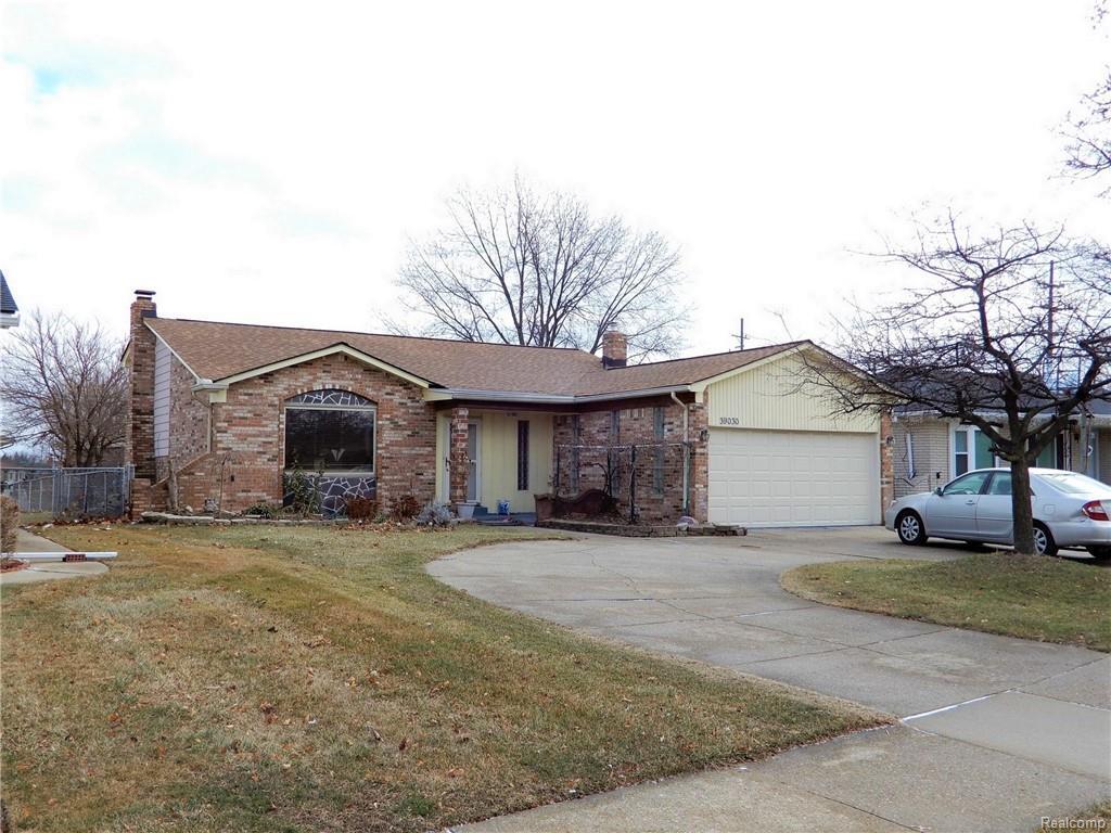 39030 Pinebrook Dr - Photo 1
