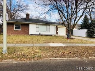 2000 Kenmore Dr - Photo 1