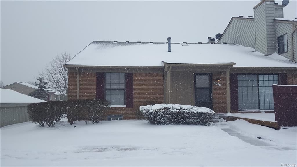 38957 Country Cir - Photo 1