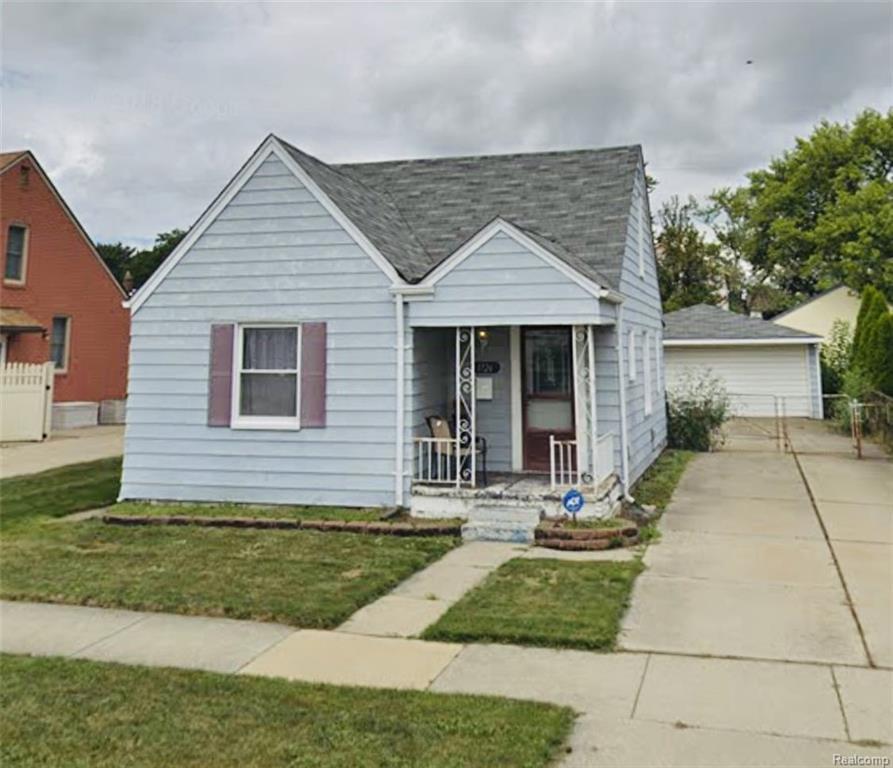 1726 Sycamore St - Photo 1