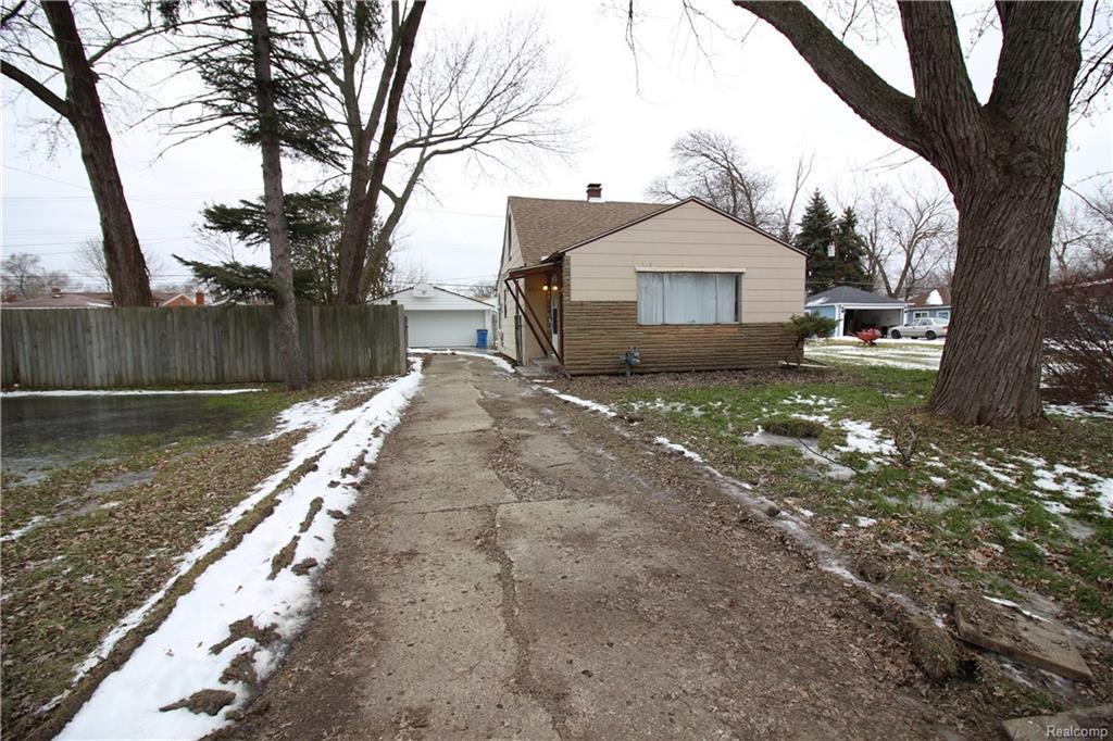 6501 Heyden St - Photo 1