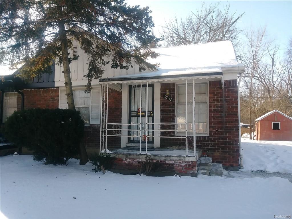19242 Moross Rd - Photo 1