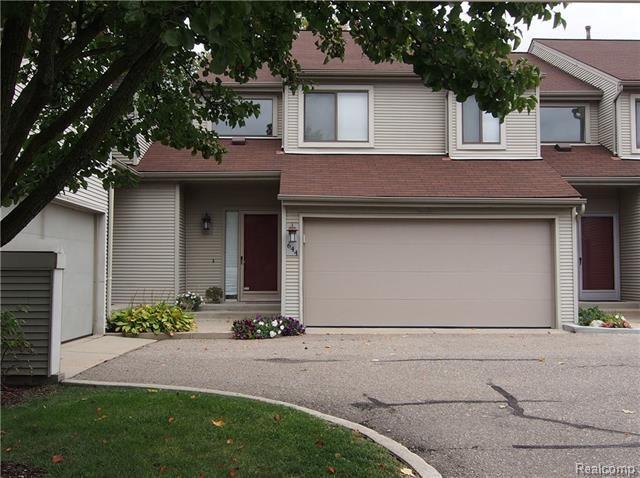 644 Ashley Cir - Photo 1