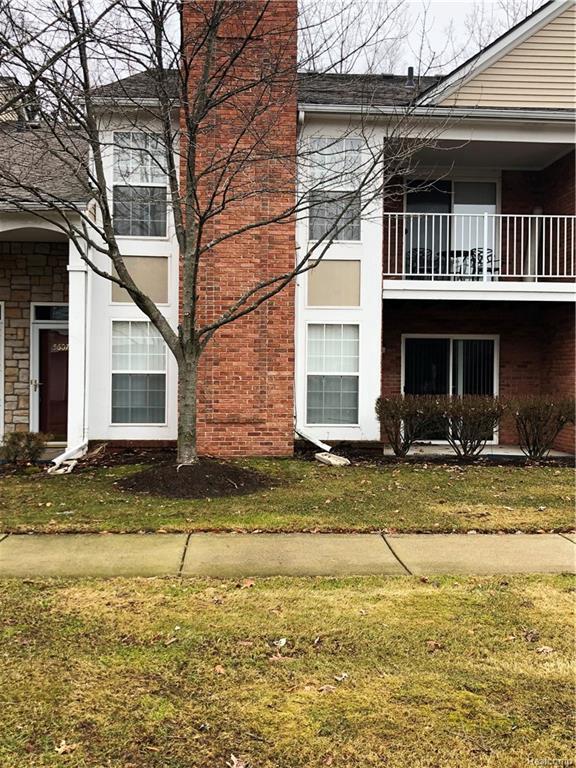 56071 Chesapeake Cir - Photo 1