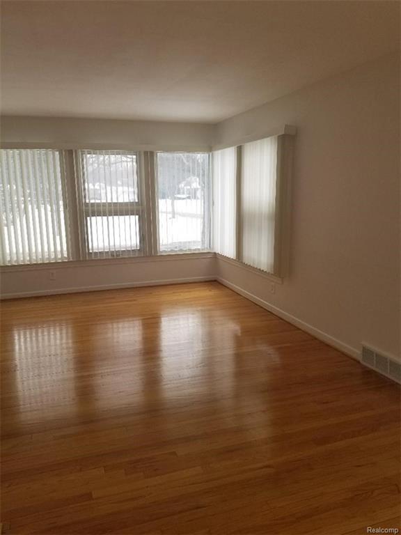 1700 Torry St - Photo 1