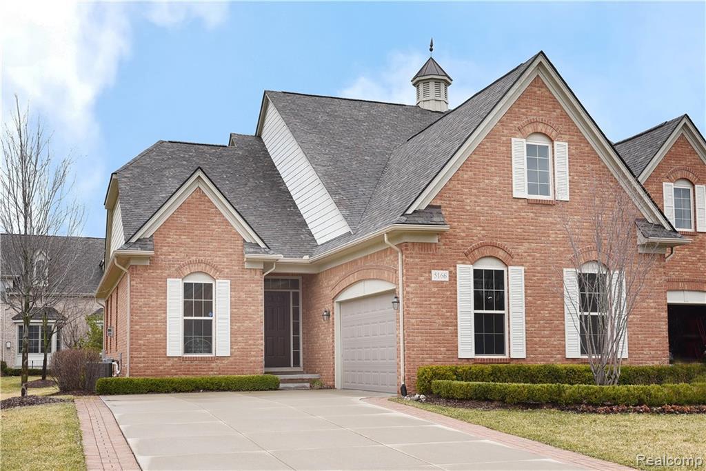 5166 Brecon Crt - Photo 1