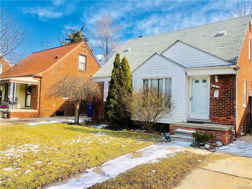 385 Biltmore St - Photo 1
