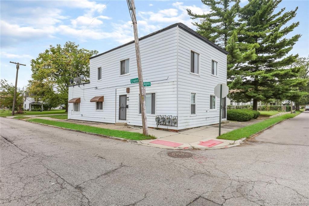 8766 Agnes St - Photo 1