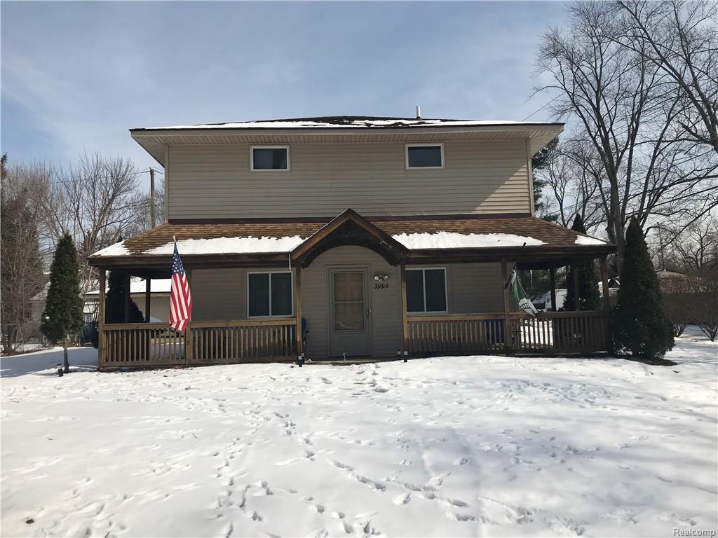 3995 Oak Terrace - Photo 1