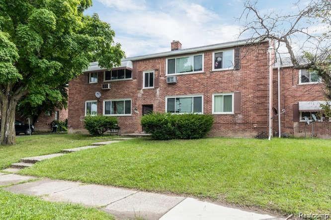 12880 Dolphin St - Photo 1