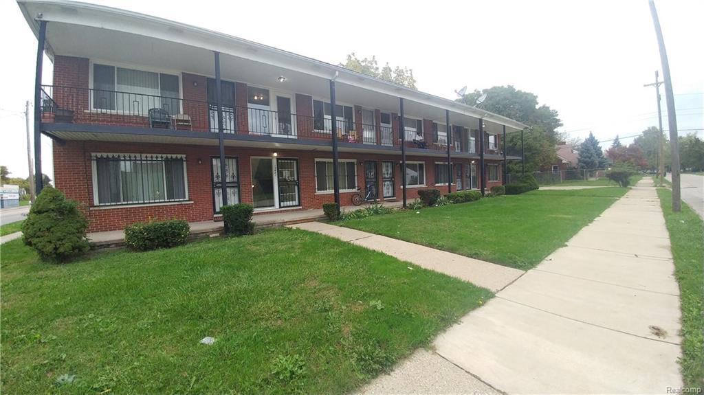 13441 7 Mile Rd - Photo 1