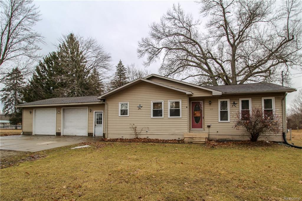 115 Howard St - Photo 1