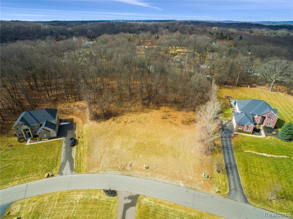 9344 Oakmont Dr - Photo 1