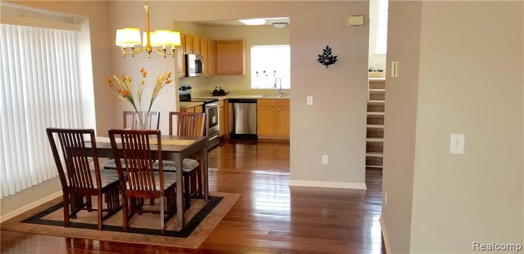 3071 Promenade Cir - Photo 1