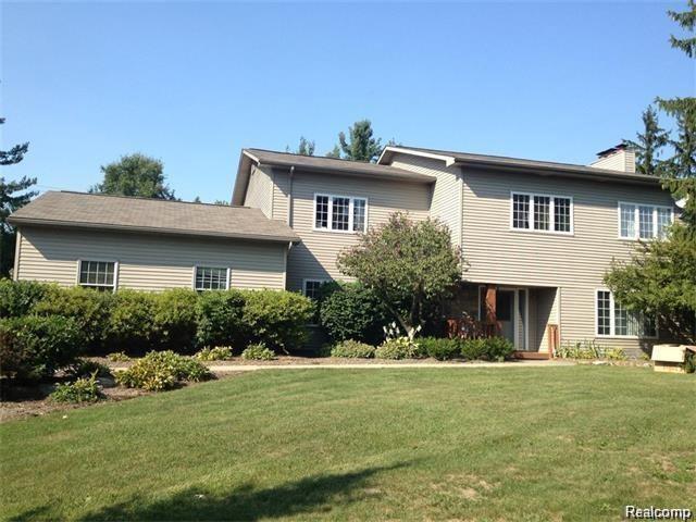 34344 14 Mile Rd - Photo 1