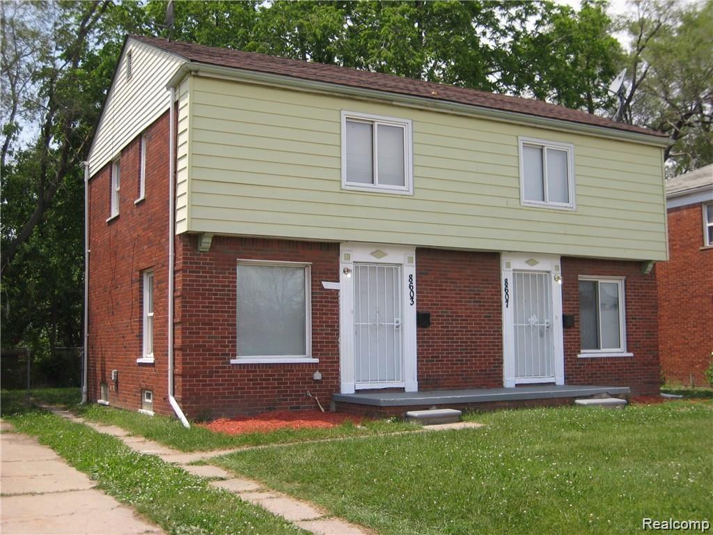 8607 Wyoming St - Photo 1