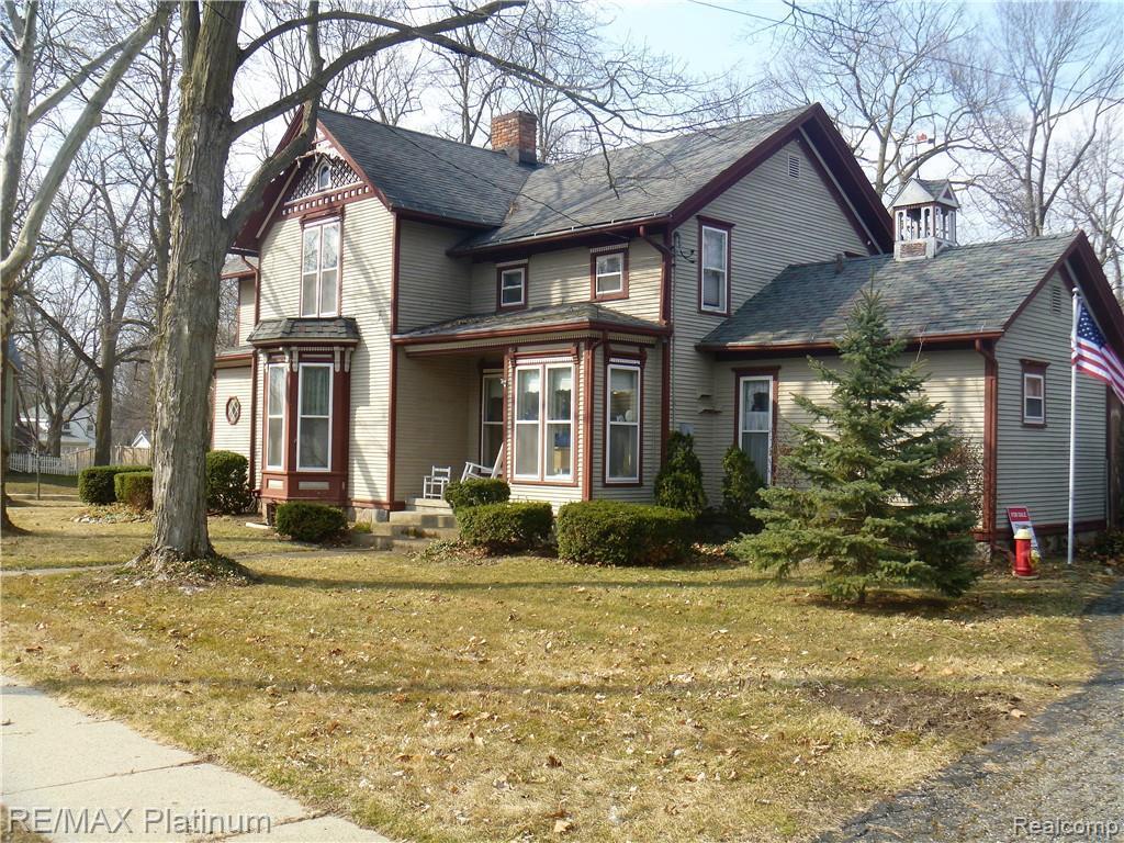 703 State St - Photo 1