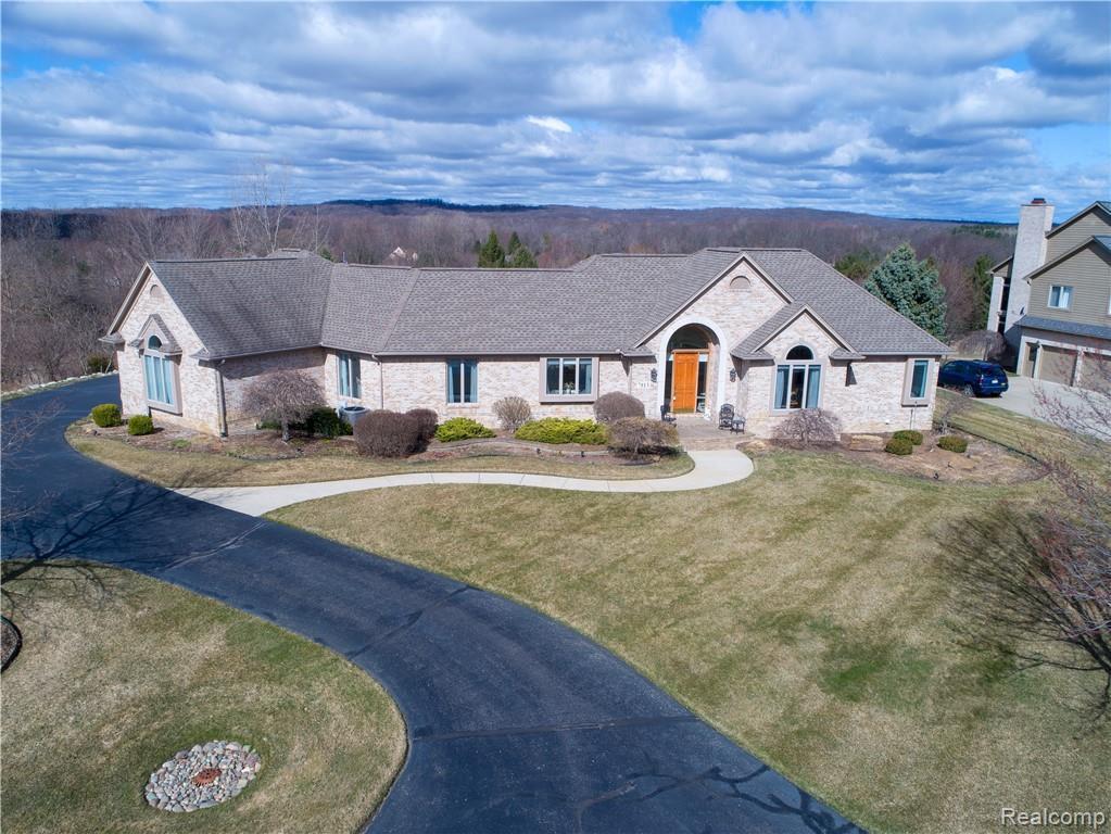 7813 Old Forest Dr - Photo 1