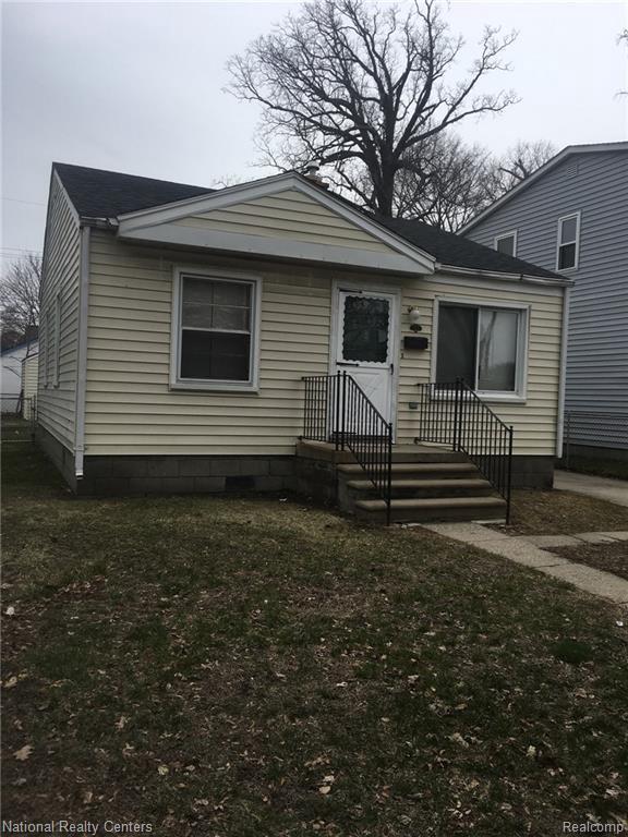1016 Bernhard Ave - Photo 1