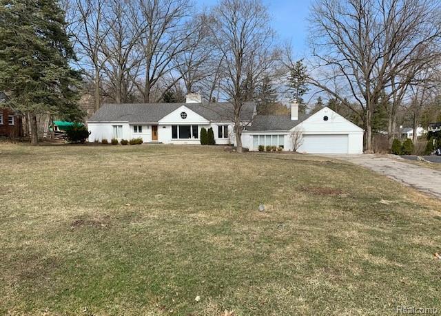 28900 Wellington St - Photo 1