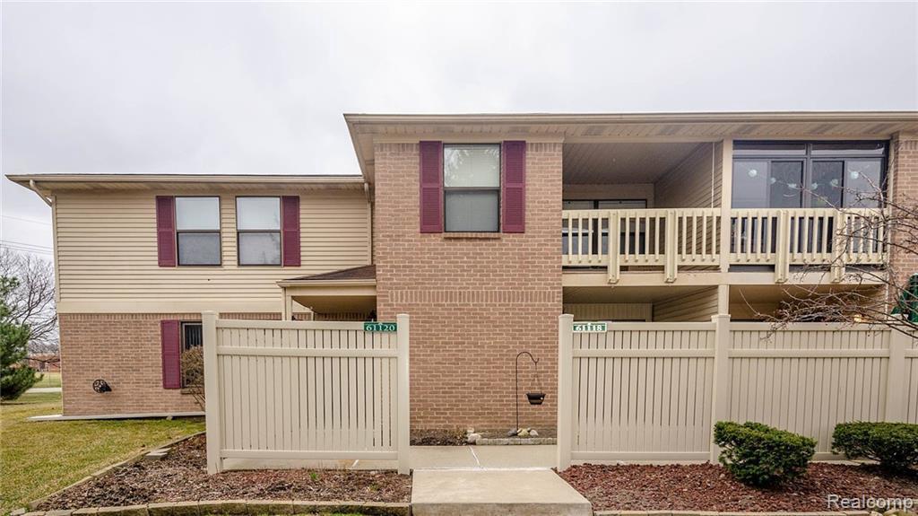 61118 Greenwood Dr - Photo 1
