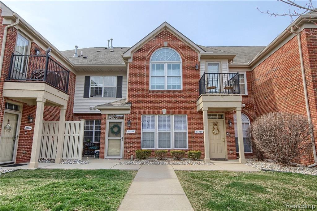 23429 Williamsburg Cir - Photo 1