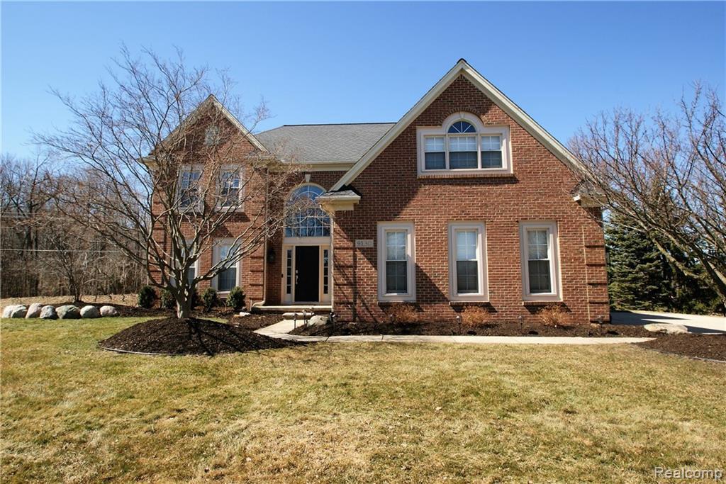 9130 Countrywood Dr - Photo 1