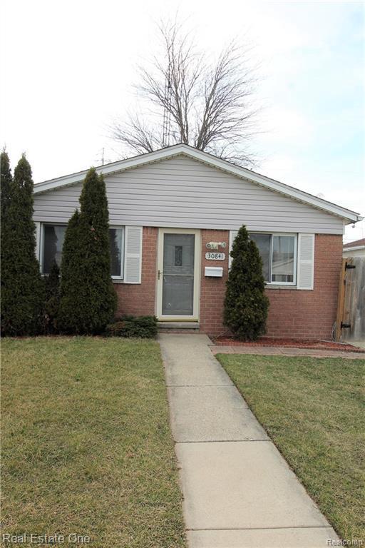 30841 Normal St - Photo 1