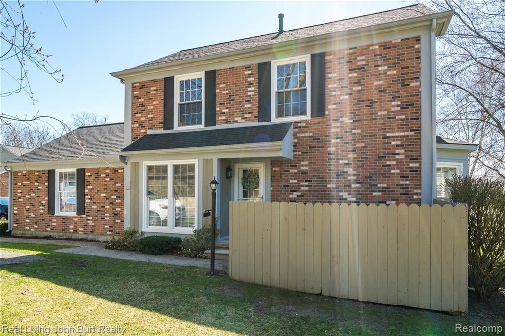 1286 Brook Ln - Photo 1