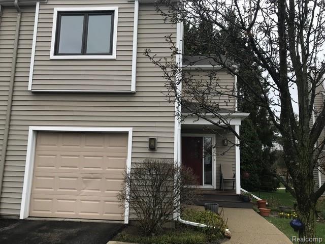 1320 Patricia Ave - Photo 1