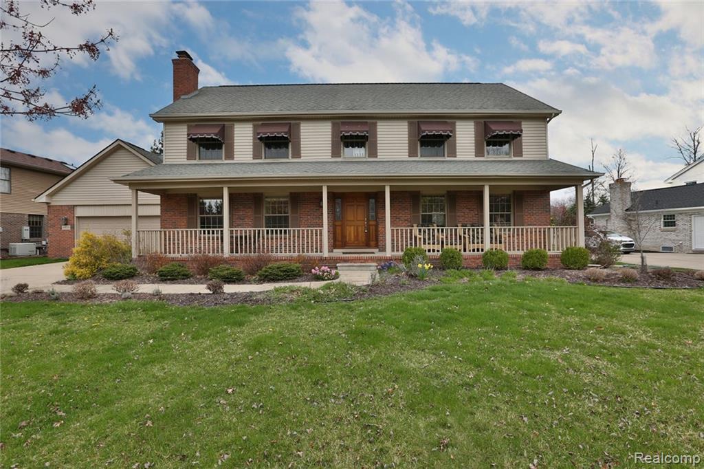 8838 Marquette Dr - Photo 1