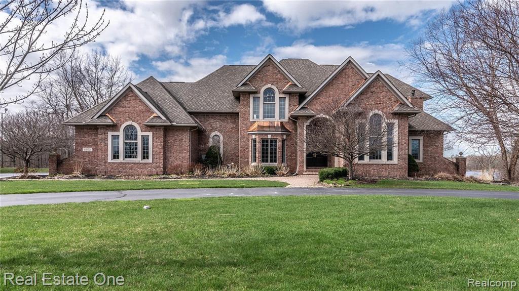 6400 Atlas Lakes Dr - Photo 1