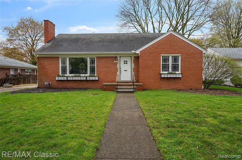 4317 Sheridan Dr - Photo 1