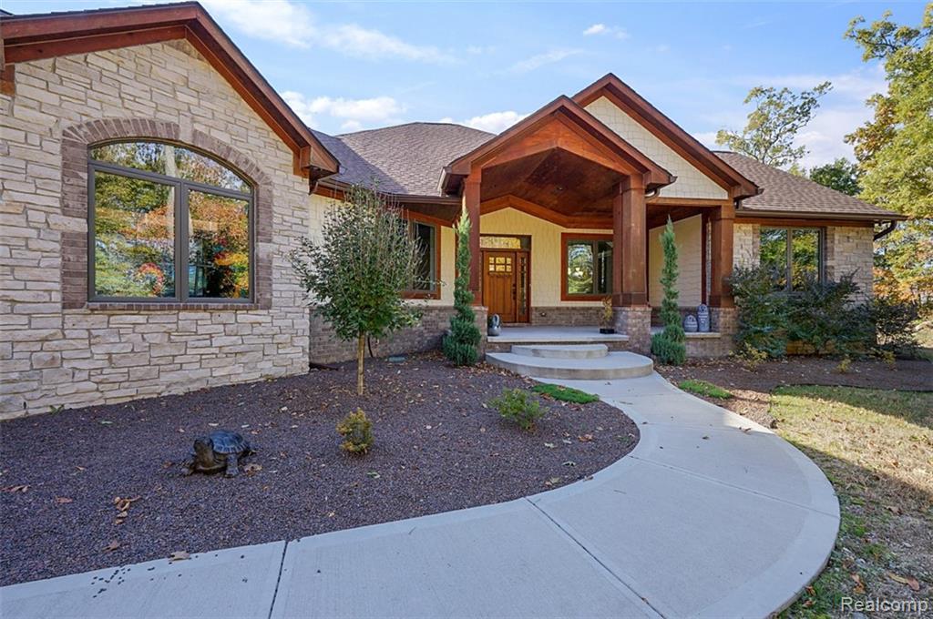 2784 Toby Dr - Photo 1