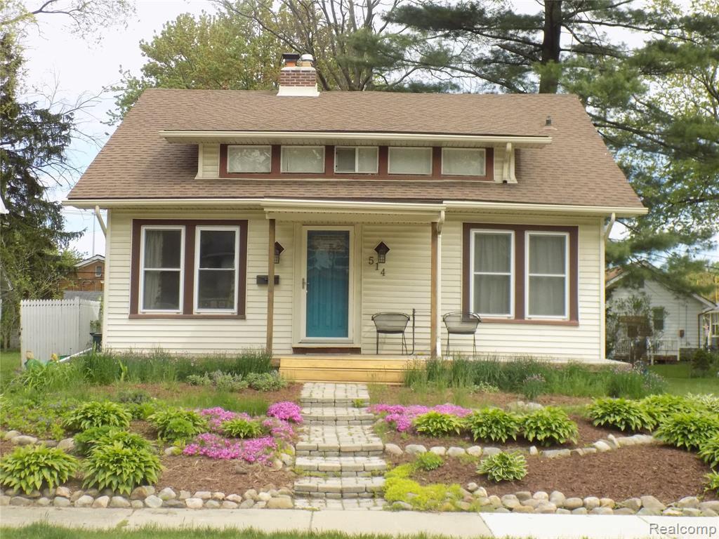 514 Park Ave - Photo 1