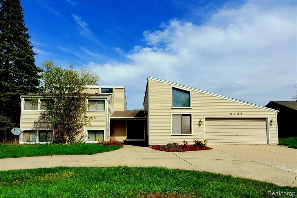 5741 Perrytown Dr - Photo 1