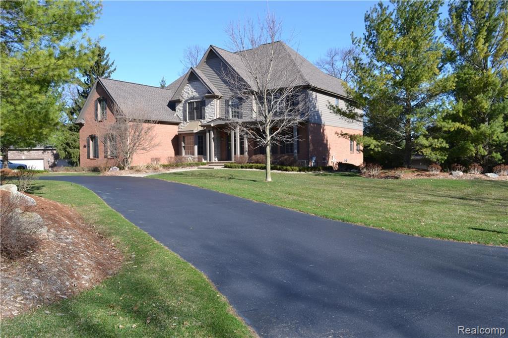 1000 Deer Path Trl - Photo 1