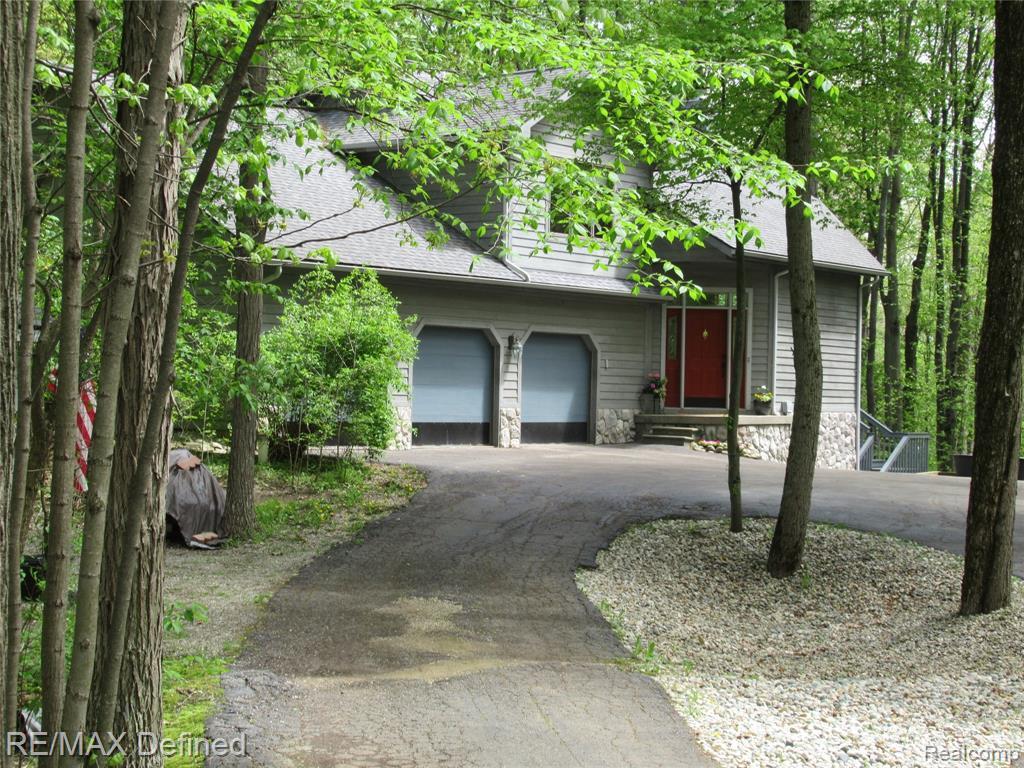 680 Rolling Acres Dr - Photo 1