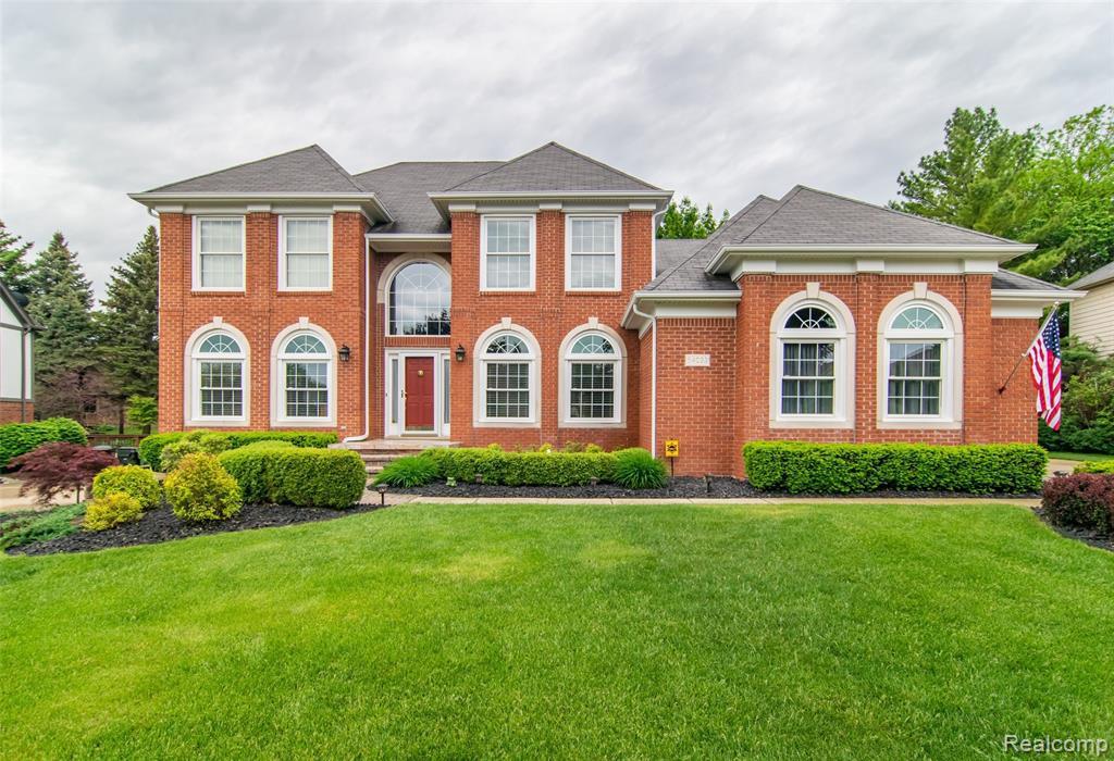 54033 Whitby Way - Photo 1