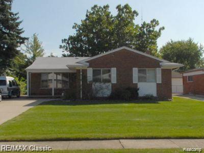 24632 Harden Ave - Photo 1