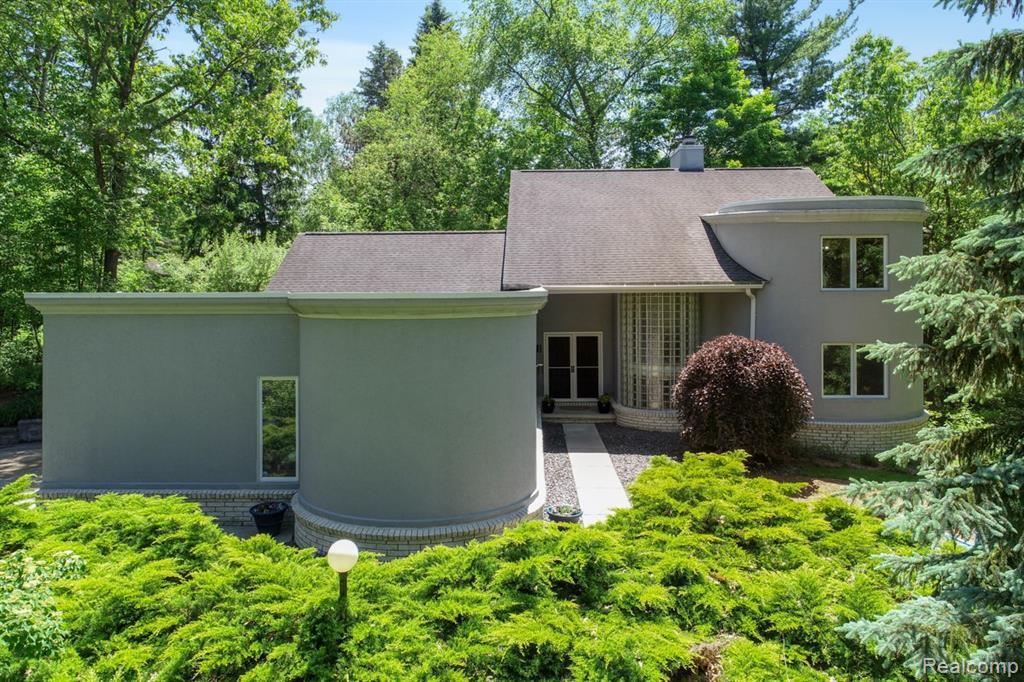 1223 Gunn Rd - Photo 1