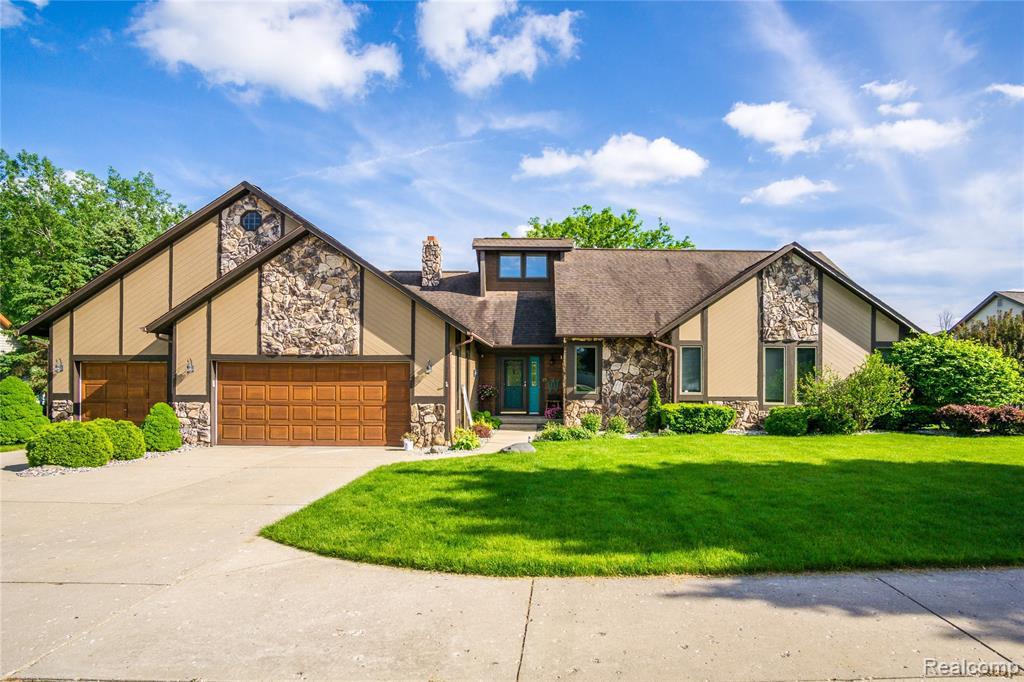 2170 Valley Vista Dr - Photo 1