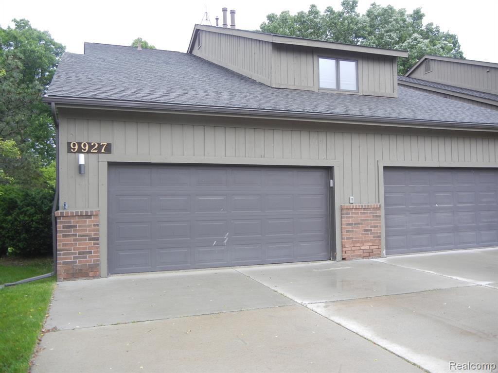 9927 Hawthorne Glen Dr - Photo 1