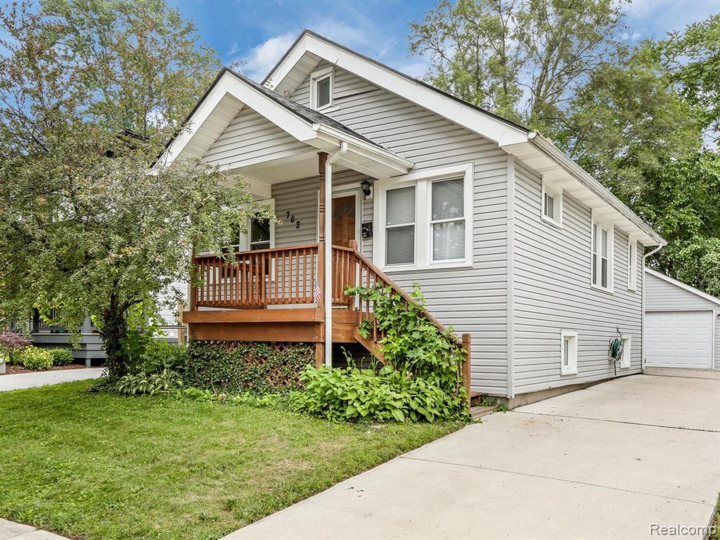 702 Saint Charles Crt - Photo 1