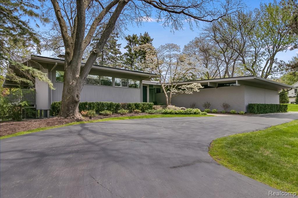 150 Martell Dr - Photo 1