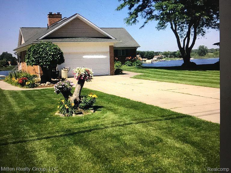 278 Tanview Dr - Photo 1