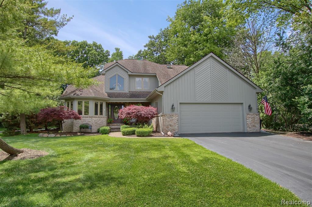 21976 Ottawa Cir - Photo 1