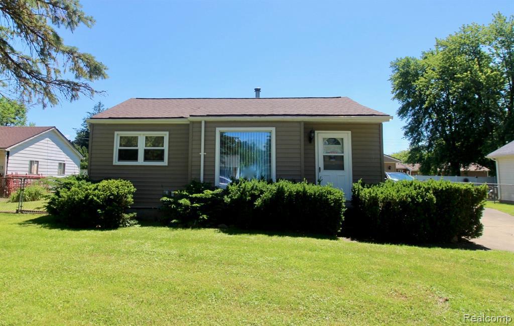 26215 Frankfort Rd - Photo 1